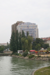 Wien: Gebäude am Donaukanal